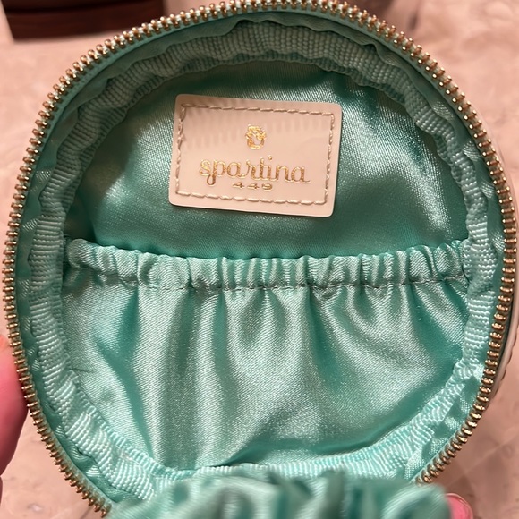 Spartina Jewelry Carrier - Picture 4 of 8